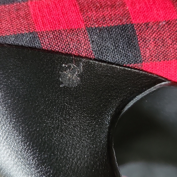 Bamboo brand red and black gingham heels. Size 9 - Picture 6 of 6